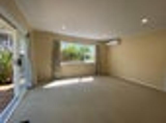 Sunnynook, 3 bedrooms, $720 pw