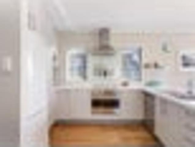 Sunnynook, 4 bedrooms, $950 pw