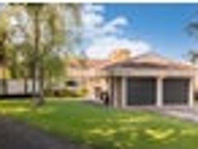 Sunnyhills, 3 bedrooms, $1100 pw