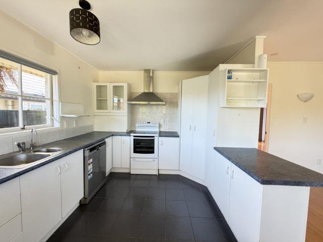 sunnyhills, 4 bedrooms