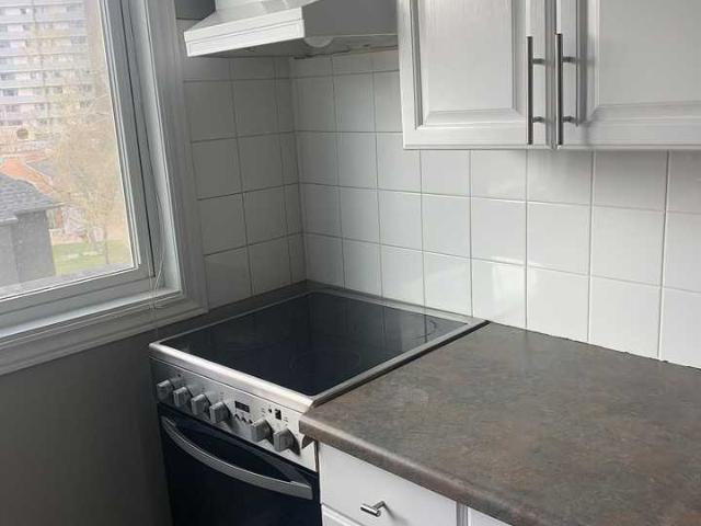 SUNNYSIDE! 1 Bedroom Apartment for Rent at 901 4 Ave Nw, Calgary, AB T2N 0N1 Sunnyside