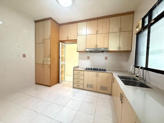 Sunrise garden sungai ara 1100sf 1cp renovated rare nice