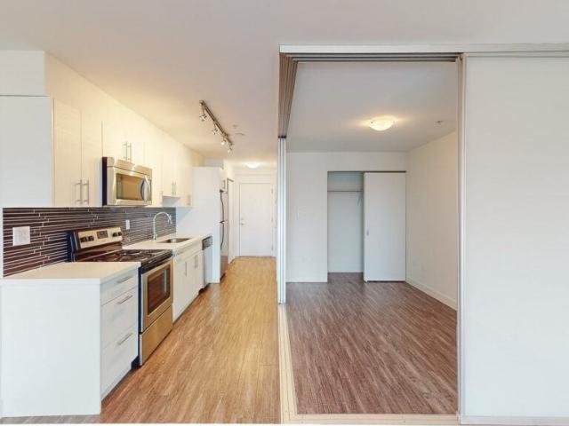 Sunrise Heights Apartments 2 Bedroom Apartment for Rent at 2215 Hastings St E, Vancouver, BC V5L 1V3 Grandview Woodland