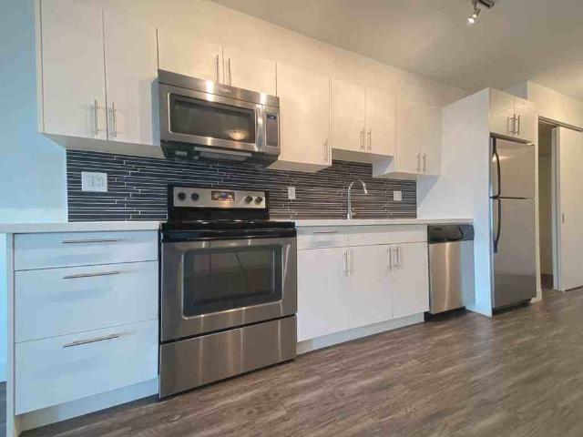 Sunrise Heights Apartments Studio Apartment for Rent at 2215 Hastings St E, Vancouver, BC V5L 1V3 Grandview Woodland