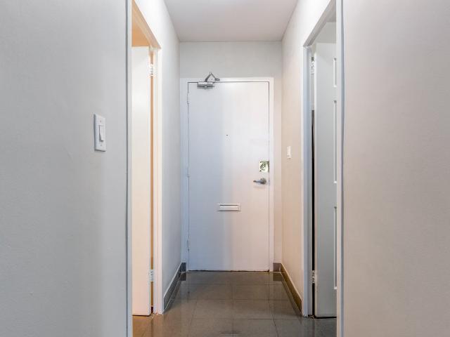 Sunrise Tower Apartments 1 Bedroom Apartment for Rent at 1650 Sheppard Ave E, Toronto, ON M2J 1V3 The Peanut
