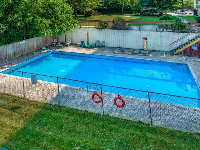 Sunrise Tower Apartments 2 Bedroom Apartment for Rent at 1650 Sheppard Ave E, Toronto, ON M2J 1V3 The Peanut