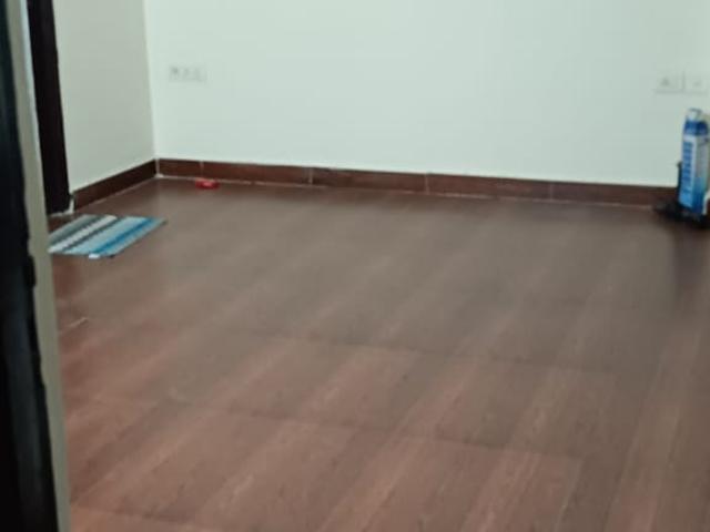 Sunshine Tower 3 Bedroom 1610 Sq. Ft. Builder Floor in Sector 107 Noida Listing ID: #9901