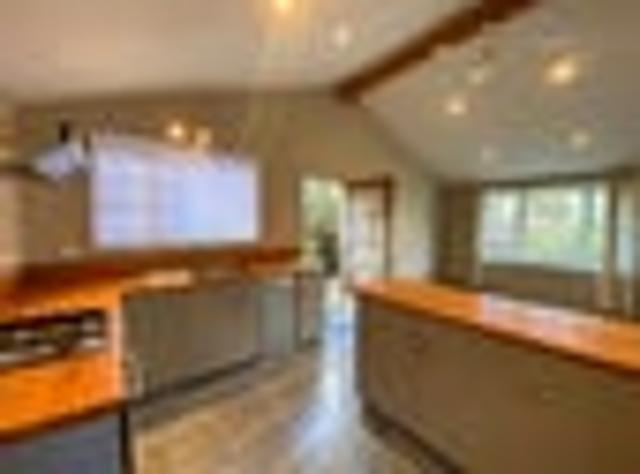 Sunshine Bay, 2 bedrooms, $700 pw