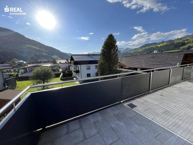 Sunshine Living: 2 Zimmer Wohnung mit XXL Terrasse
