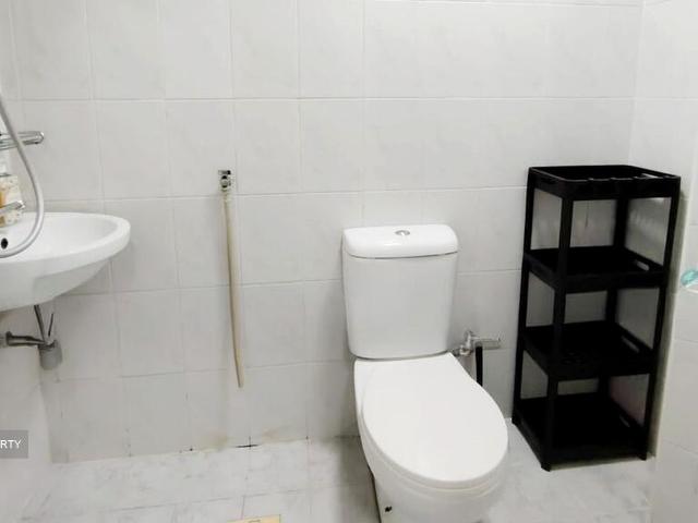 Sunshine Plaza D7, Apartment