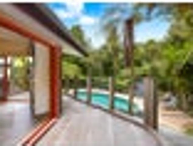 Sunshine Privacy Lifestyle Living