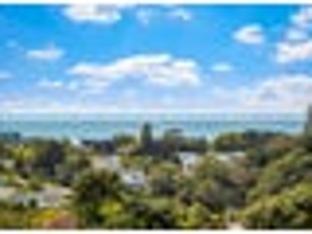 Sunshine. Sea Views & A Full Site