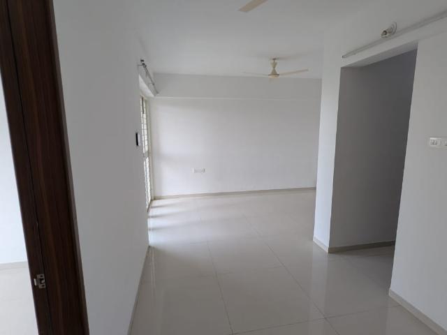 Sunshree Society 2 Bedroom 850 Sq. Ft. Apartment in Kondhwa Pune Listing ID: #9894
