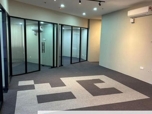 SUNSURIA FORUM BDR SETIA ALAM