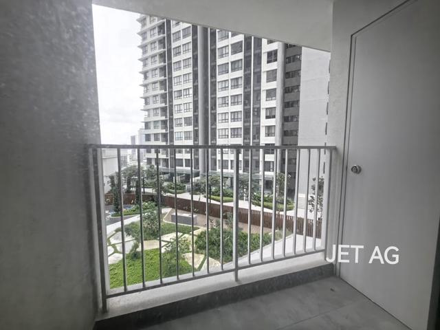 Sunsuria Forum Residence Setia Alam Brand New 1023 sqft Below SPA
