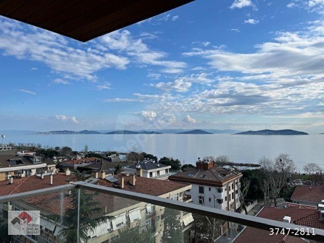 SUADİYE SAHİLDE KAPANMAZ DENİZ MANZARALI SIFIR BİNADA KATTA TEK