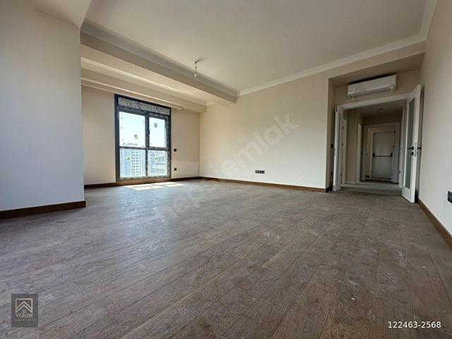 SUADİYE SATILIK SIFIR 3+1 140 M2 BALKONLU ETRAFI AÇIK BOŞ DAİRE
