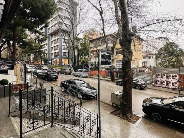 Suadiye Emin Ali Paşa Caddesinde Kiralık Dükkan