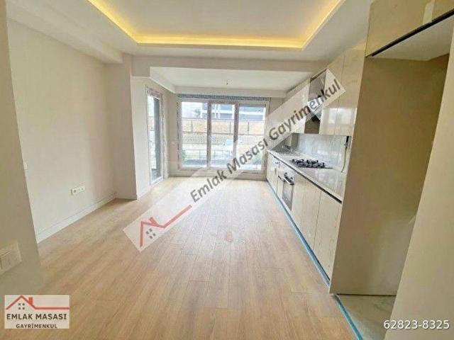 Suadiyede Bağdat Caddesine Yakın Sıfır Binada 1+1 Balkonlu Daire EMLAK MASASI