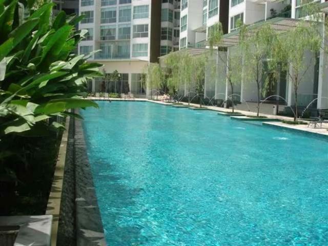 Suasana Bangsar, Bangsar