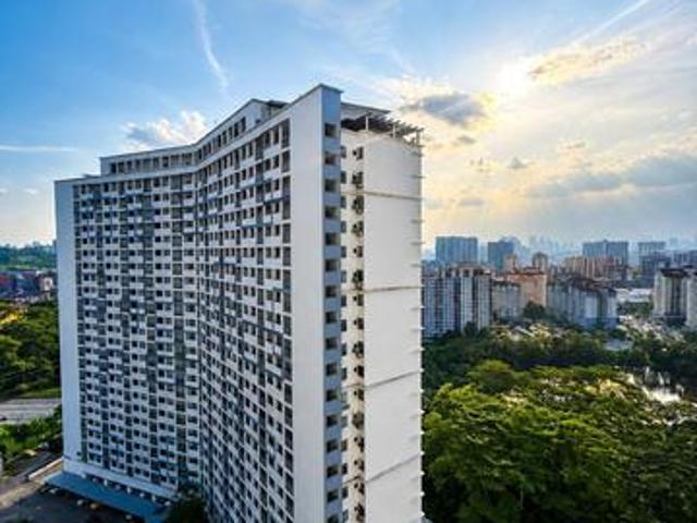 Suasana Lumayan Condominium Bandar Sri Permaisuri Cheras KL