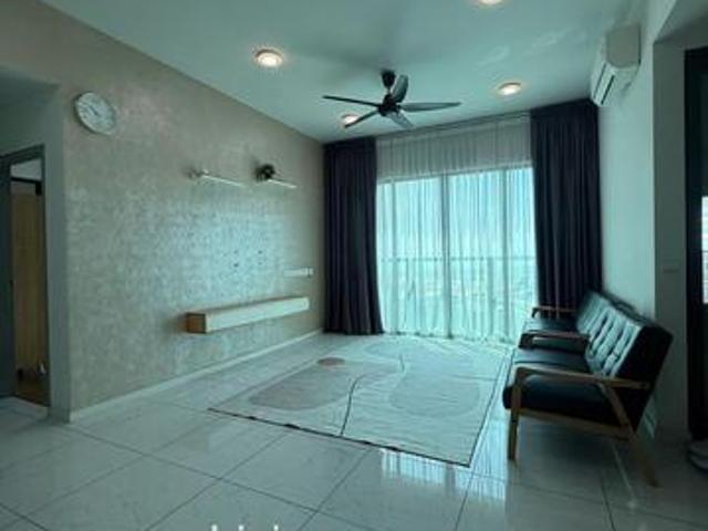 SUASANA UTROPOLIS 1076sf FURNISHED with 1 CARPARK READY TO MOVE IN