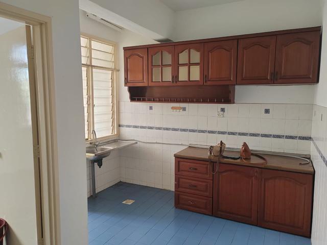 Subang Good year Court 9 For Sale