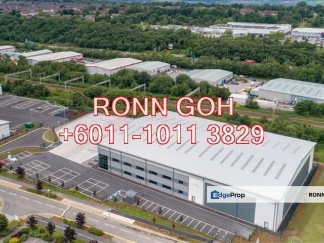SUBANG JAYA 2.5 ACRES LAND WITH 60,000 SQFT BRAND NEW WAREHOUSE FOR SALE * 梳邦再也 2.5 英亩优质工业地带全新仓库 60,000 平方英尺（ 出售 ）