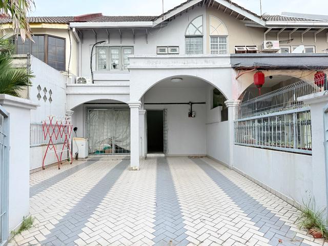 Subang Jaya USJ6 Freehold 2 Storeys 20x60 Facing South Near LRT