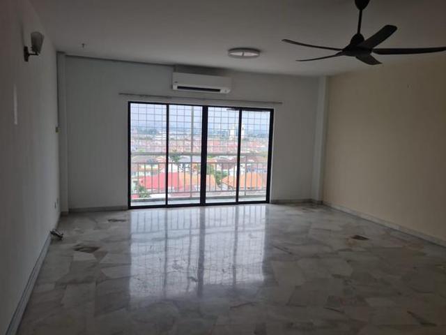 Subang Jaya USJ 11 Sri Bayu Condominium Near USJ Taipan LRT To Let