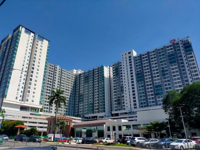 Subang Jaya Dorsett Fully Furnished 1 Room Studio near LRT for Rent