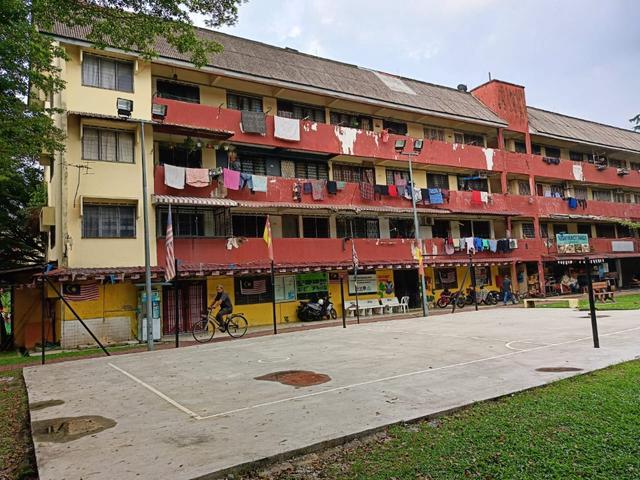 Subang Jaya Section 19 Flats FREEHOLD with Title