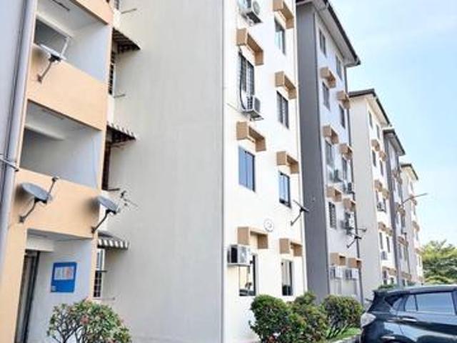 Subang Perdana Goodyear Court 5 USJ Apartment For Sale