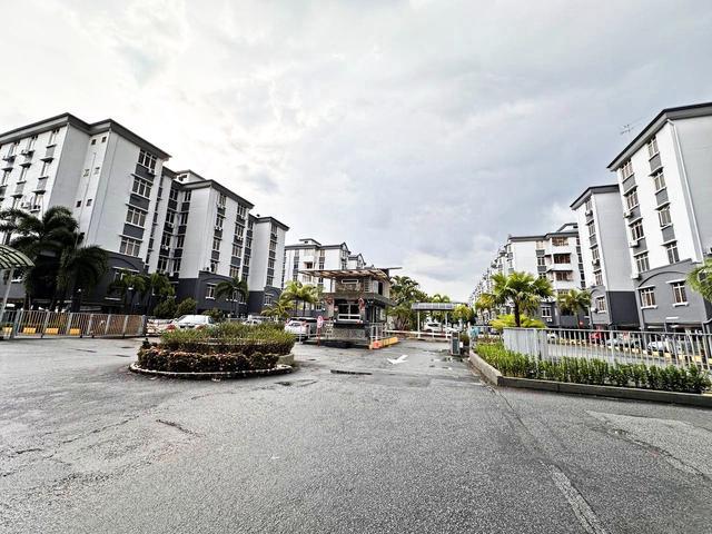 Subang Perdana Goodyear Court 10 Subang Jaya