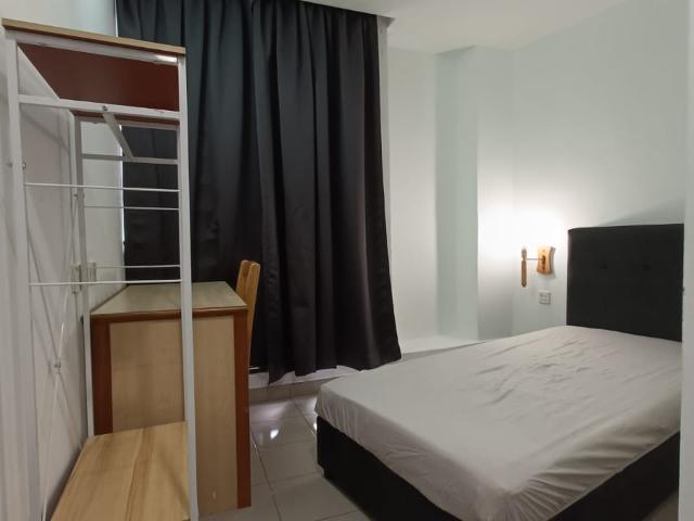 SUBANG PERMAI HOTEL WINDOW MASTER ROOM TO RENT OPEN BOOKING JUST RM300 FOR 5 DAYYYY