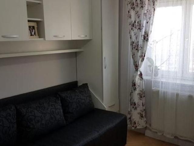 SubArini ! Apartament MODERN 3 camere 80 mp+ pivnita