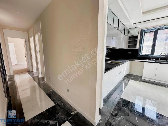 Subayevleri Mh Atatürk Cad Metro Yakını Sıfır 4+1 Ultralüx Daire