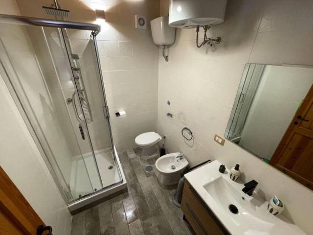 SUBIACO BILOCALE ARREDATO CONDOMINIO INCLUSO