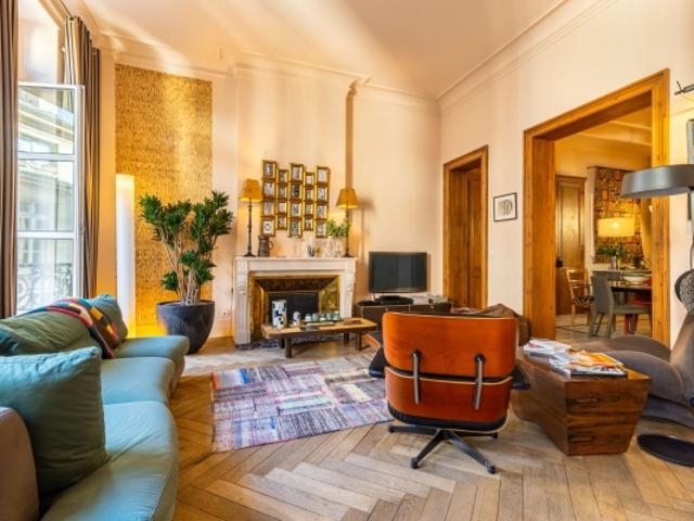 Sublime Appartement avec balcon au coeur de Bordeaux