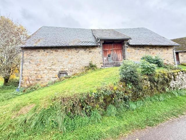 Très belle grange à restaurer