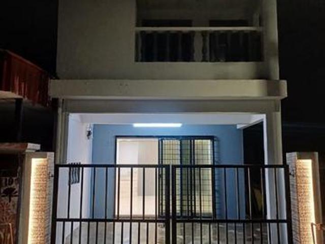 SUBSALE BAWAH RM500K Jalan 38 Taman Kluang Barat