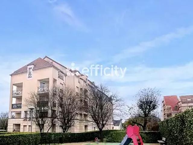 Sucy en Brie 94370 Achat / Vente appartement 4 pièces t4 cave balcon
