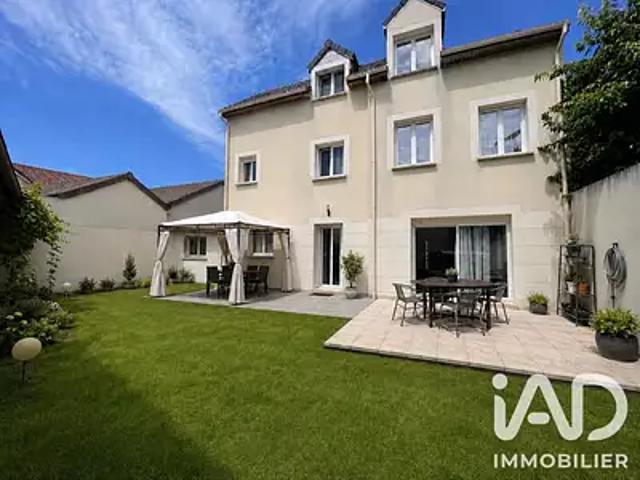 Sucy en Brie 94370 Achat / Vente maison 7 pièces t7 parking