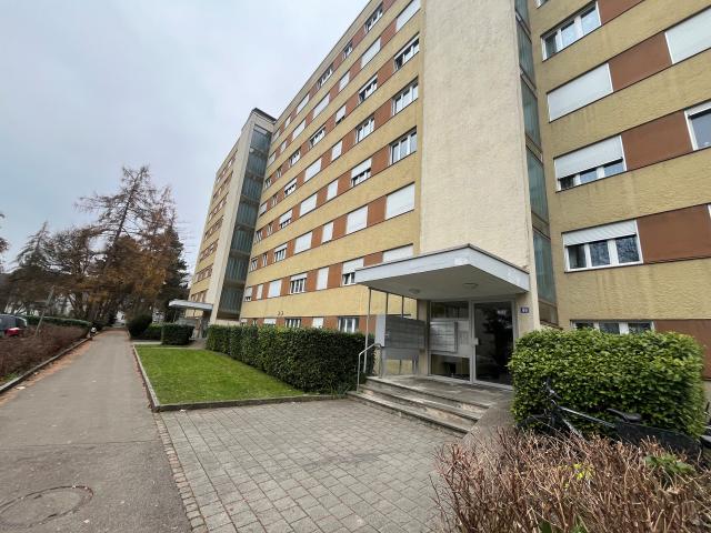 Suchen Sie einen Einstellplatz für Ihr Motorrad?