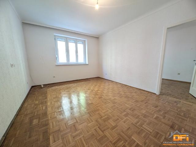 SÜDTIROLER PLATZ: Zentral gelegene 2 Zimmer Wohnung nahe U Bahn