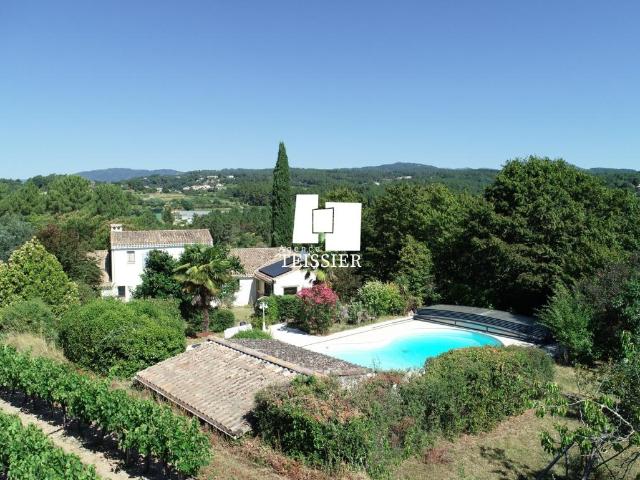 Sud Ardèche: 07260 Rosieres, Villa avec piscine sur 6800 m²