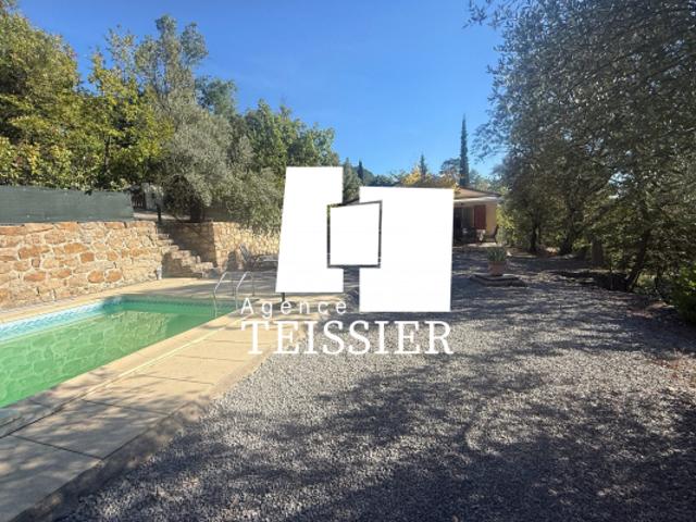 Sud Ardèche: 07230 Payzac, Villa avec piscine au calme sur 400