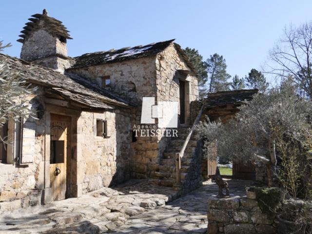 Sud Ardèche / Gard: 07140 Authentique mas Cévenol de caractère