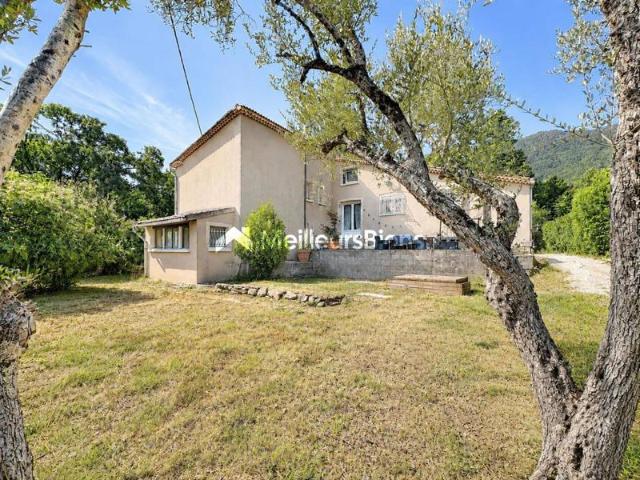 Sud Ardèche Les Vans: Maison 134 m2 avec dépendance et espaces de stockage