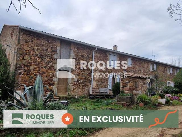 Sud Lodève, propriété en pierre193 m2 habitables plus dépend